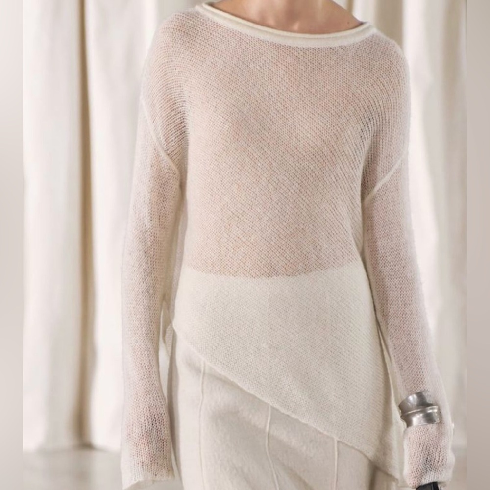 Zara ASYMMETRIC KNIT SWEATER size L